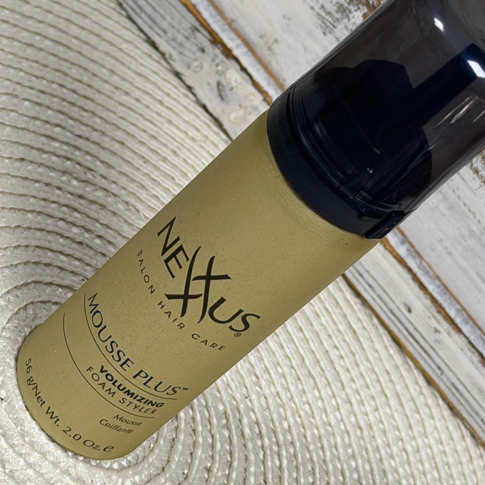 Nexxus Mousse Plus Volumizing Foam Styler 2.0 oz Travel Size Salon Hair Care